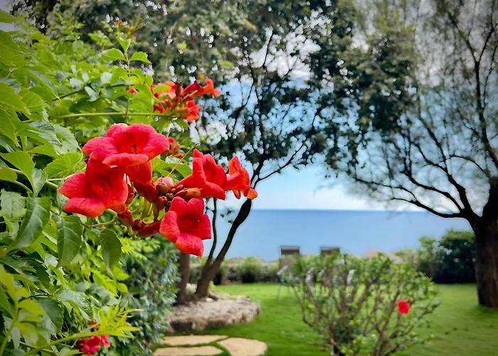 Seaside With Private Garden *